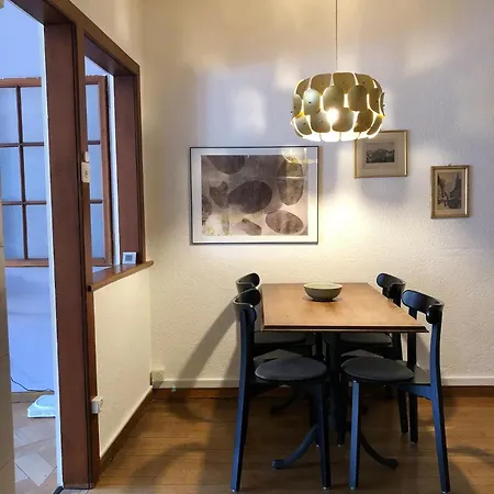 דירה Sunny Old Town Flat-walk Everywhere-sleeps 4 *
