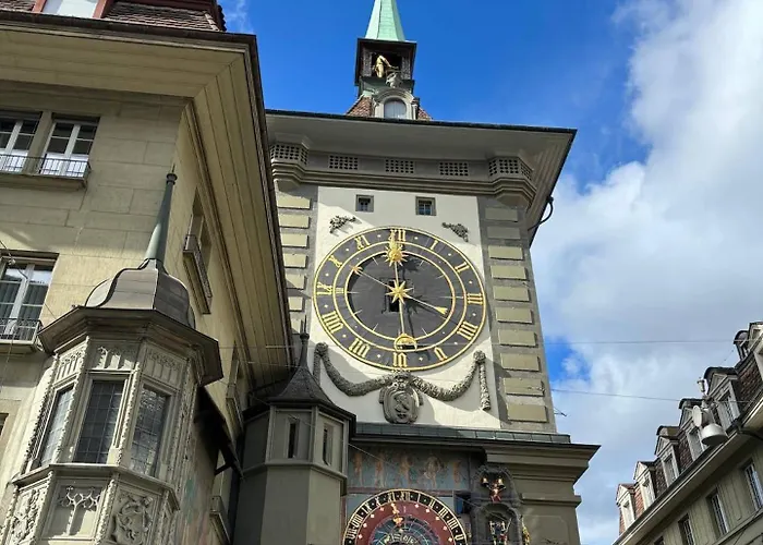 Unesco Queen Bed & Fast Wifi